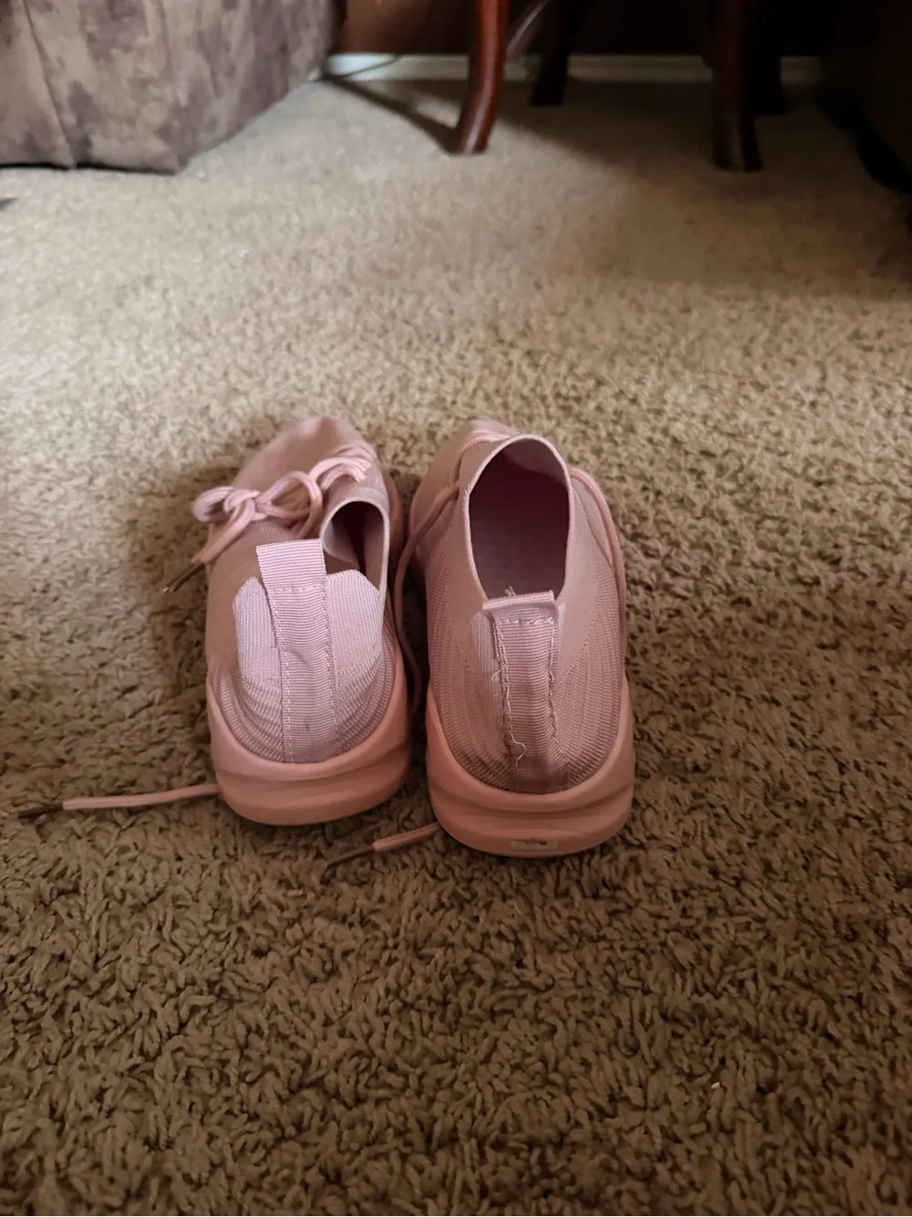 Women's Lightweight Knit Slip-On Sneakers - Pink